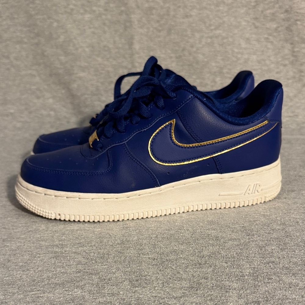 Women’s Nike Air Force 1 Low Blue Gold size 8